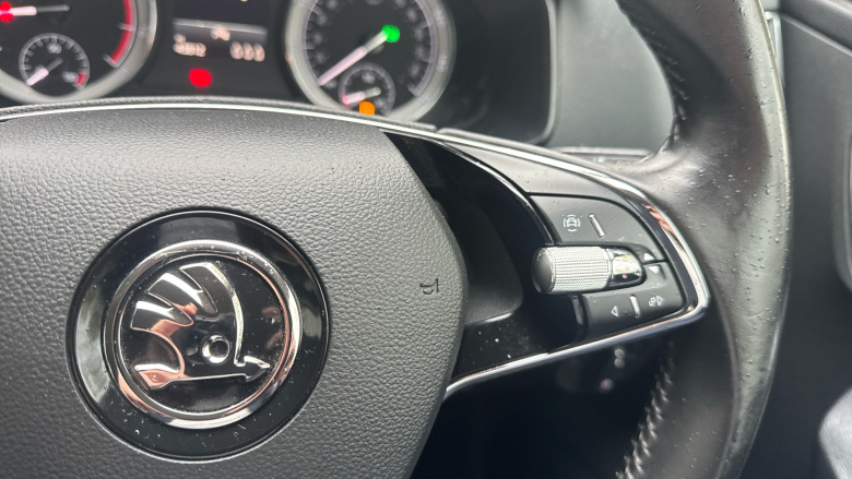 Skoda Karoq 1.5 TSI SE L 5dr DSG Petrol Estate